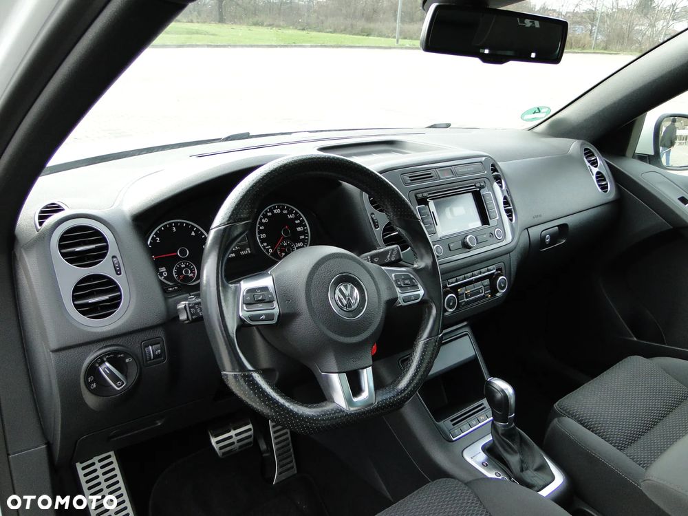 Volkswagen Tiguan 2.0 TDI 4Mot Perfectline R-Style DSG - 15