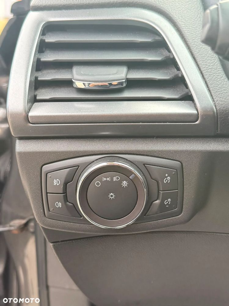 Ford Mondeo 2.0 TDCi ECOnetic Titanium - 19