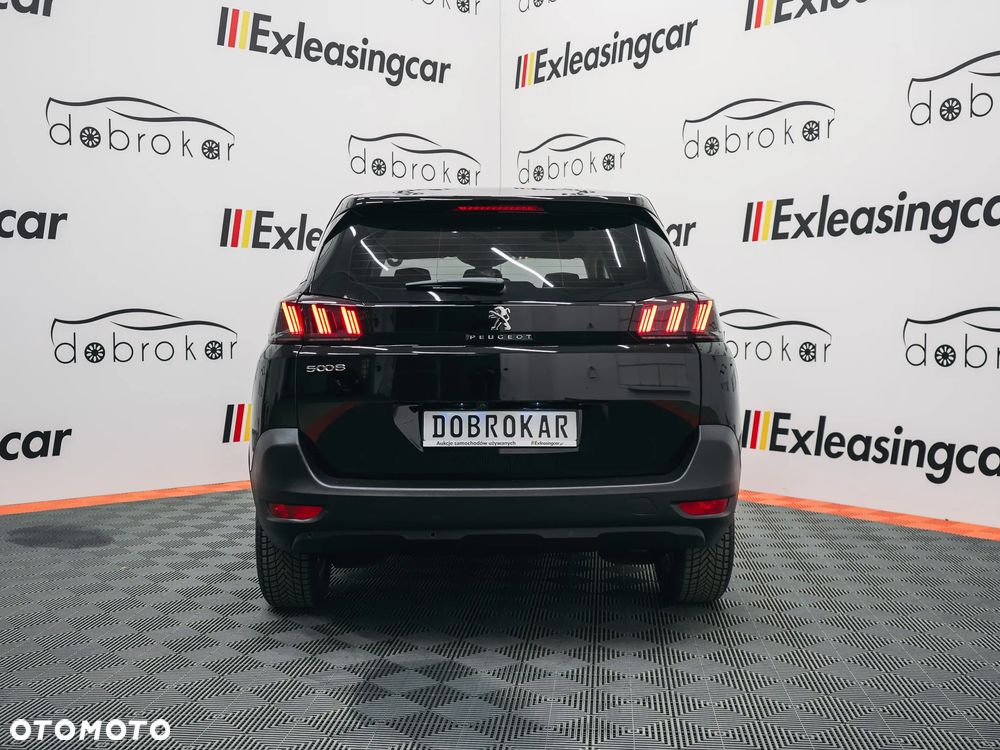 Peugeot 5008 - 5