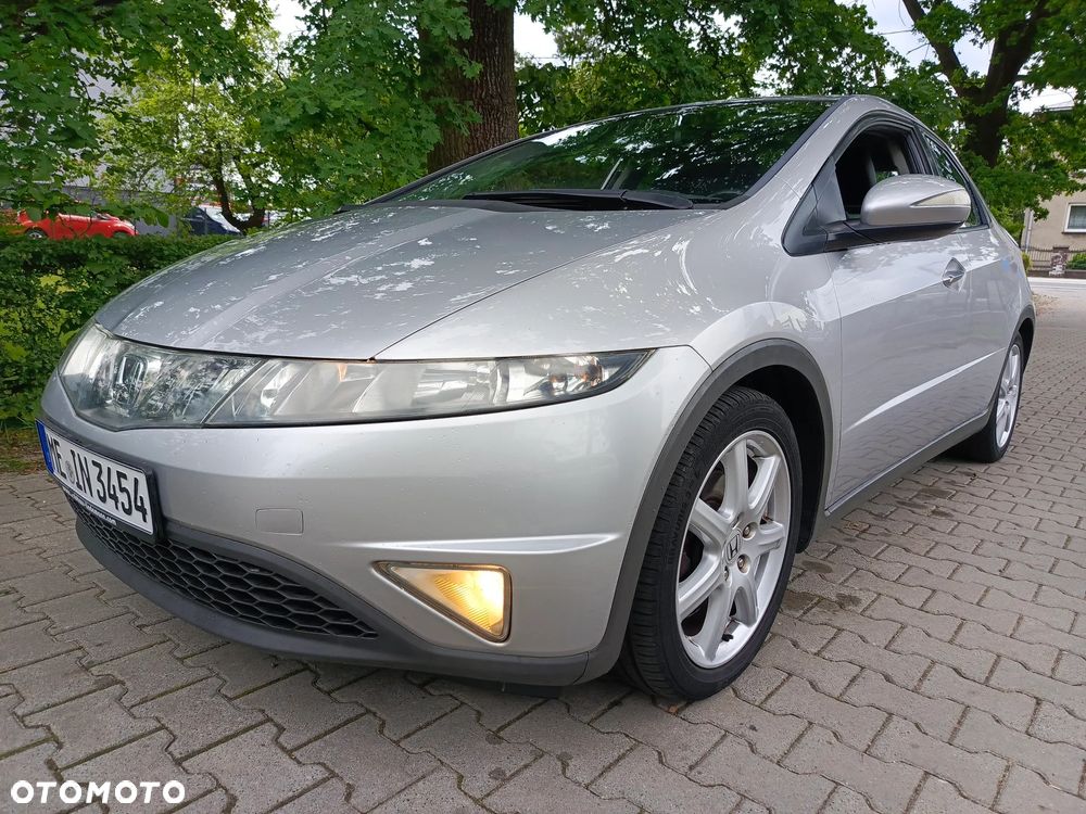 Honda Civic 1.8 Comfort - 19