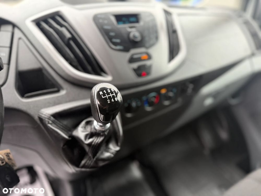 Ford TRANSIT - 24