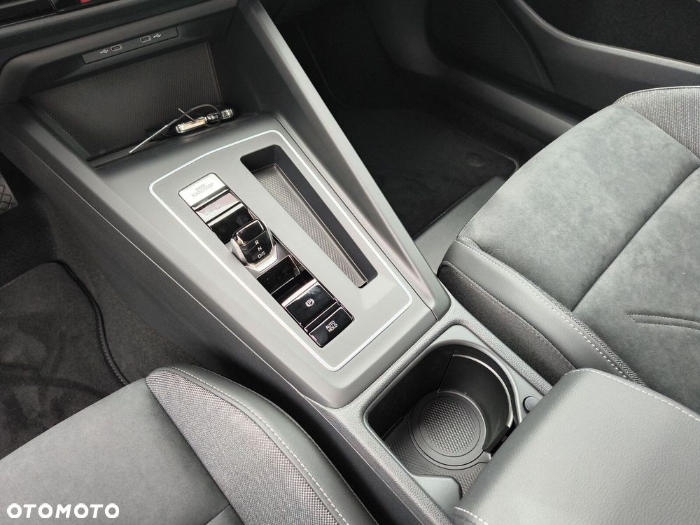 Volkswagen Golf 1.5 eTSI mHEV Life Plus DSG - 17