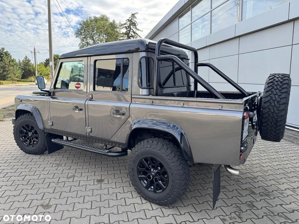 Land Rover Defender 2.2TD4 CrewCab SE - 8
