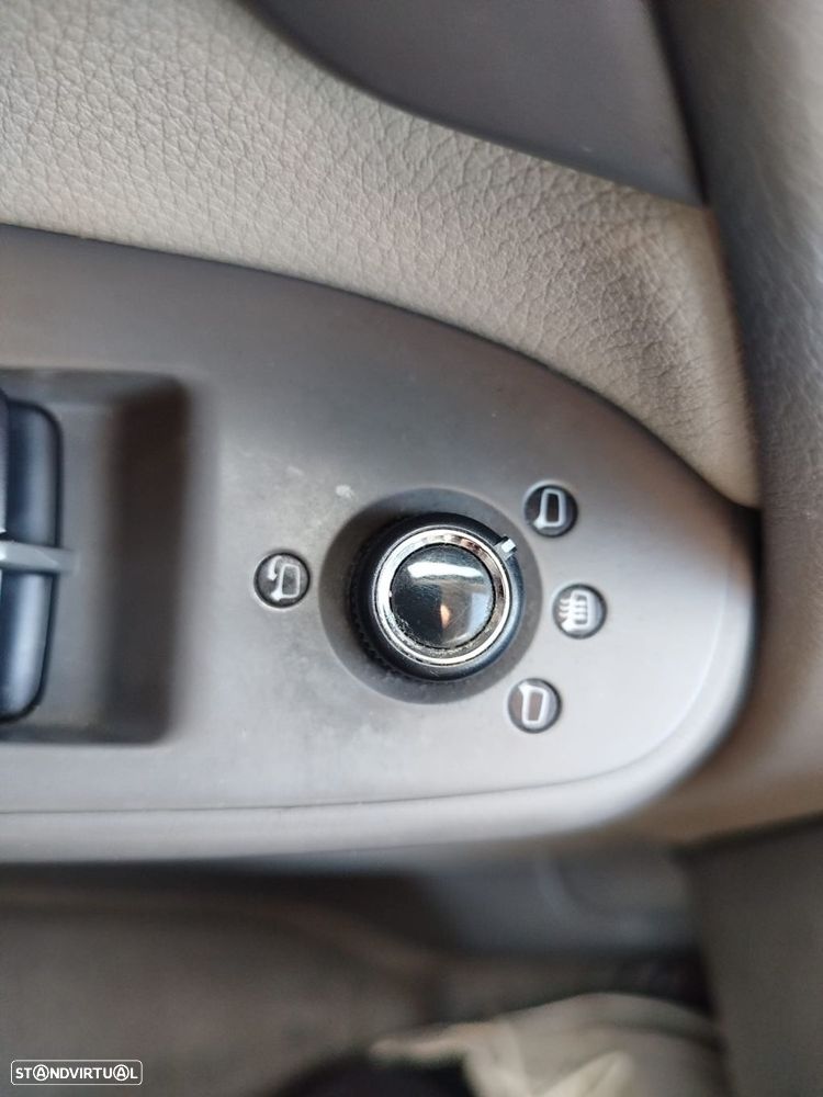 Audi A4 Avant 2.0 TDi Sport Multitronic - 39