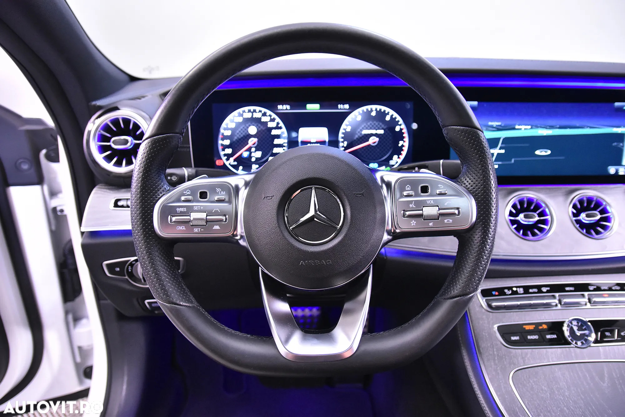 Mercedes-Benz CLS 450 4MATIC Aut - 16