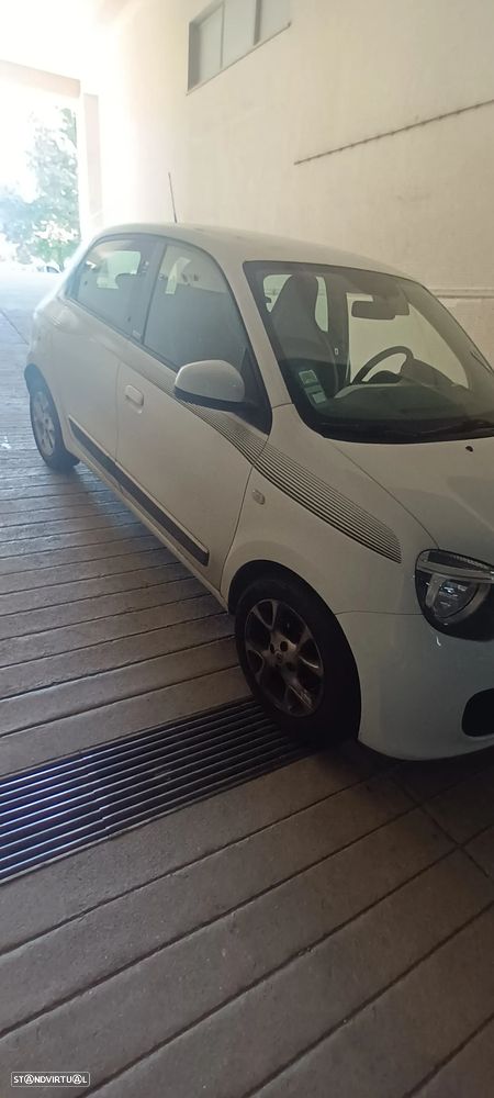 Renault Twingo 1.0 SCe Night&Day — fotografia 24