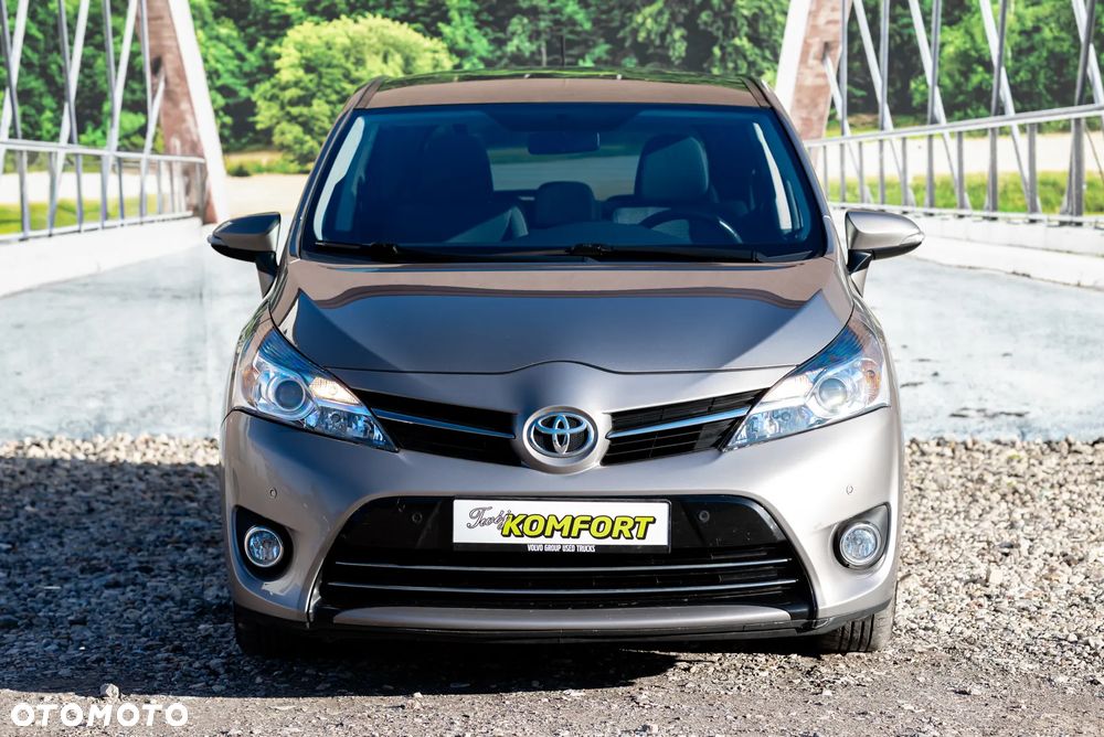 Toyota Verso 1.8 7-Sitzer Executive - 3