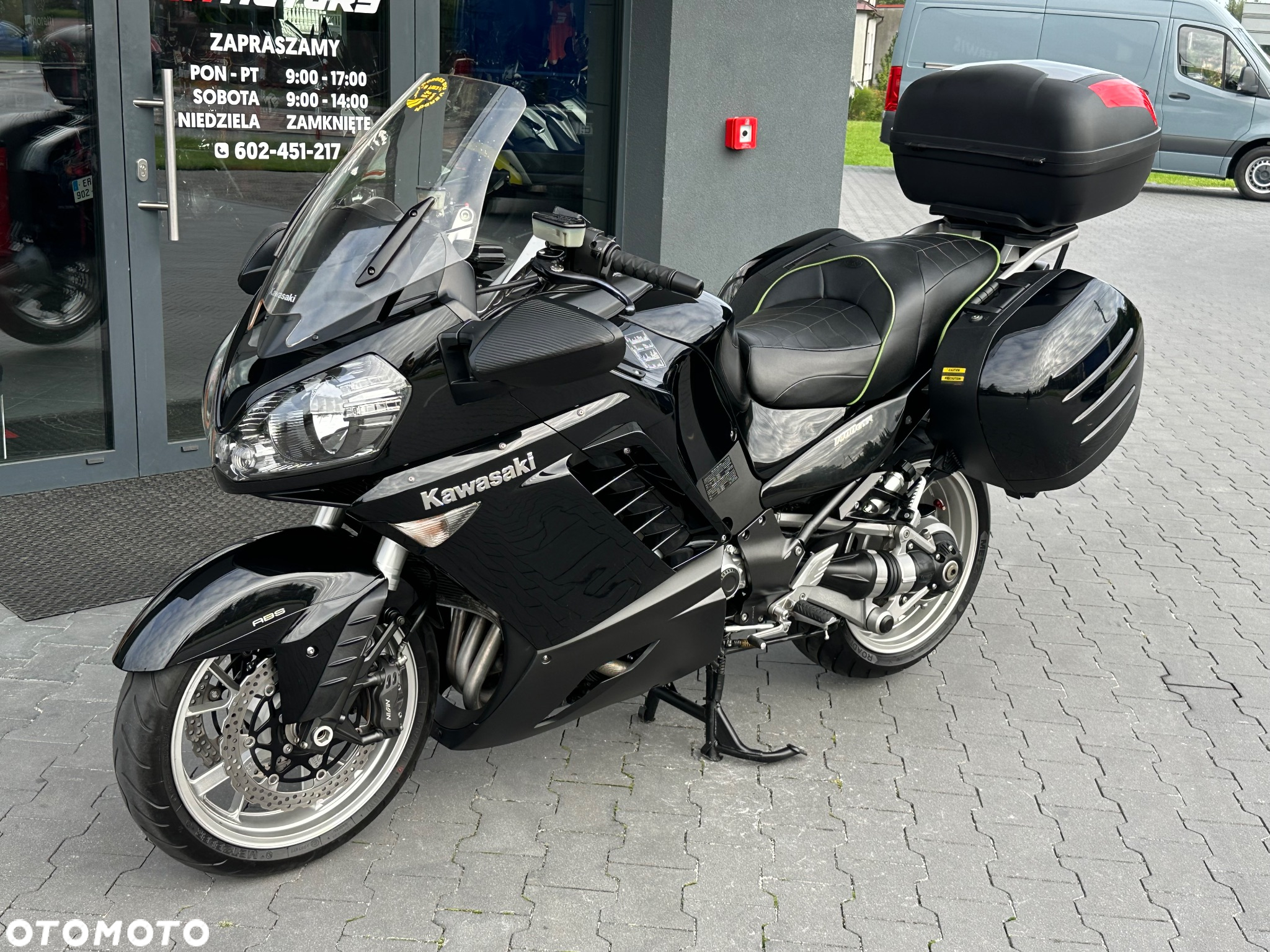 Kawasaki GTR - 26