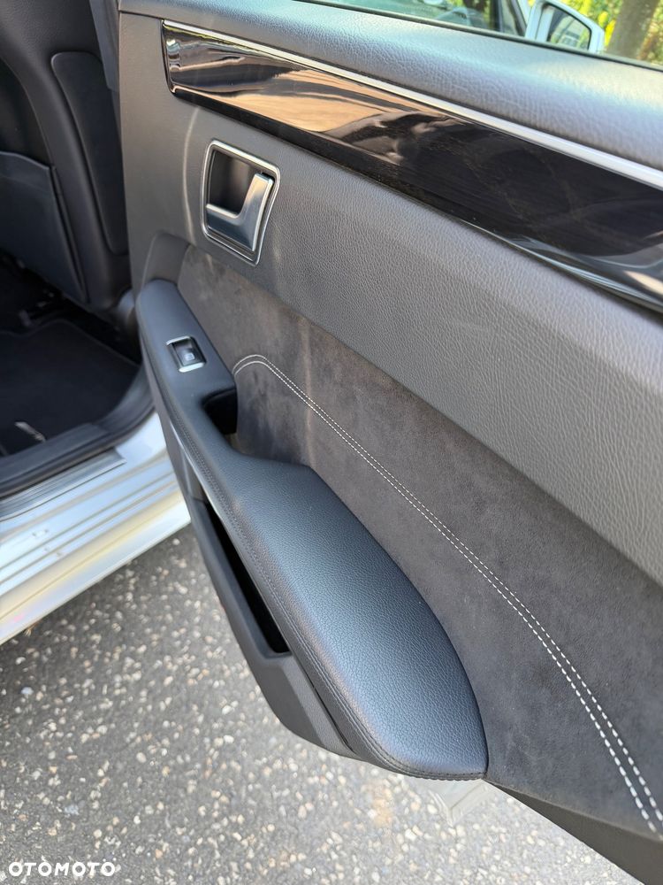 Mercedes-Benz Klasa E 220 BlueTEC 7G-TRONIC Avantgarde - 23