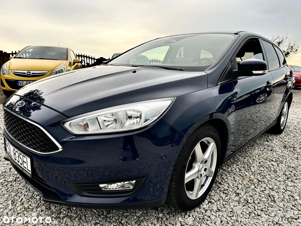 Ford Focus 1.0 EcoBoost Trend - 28