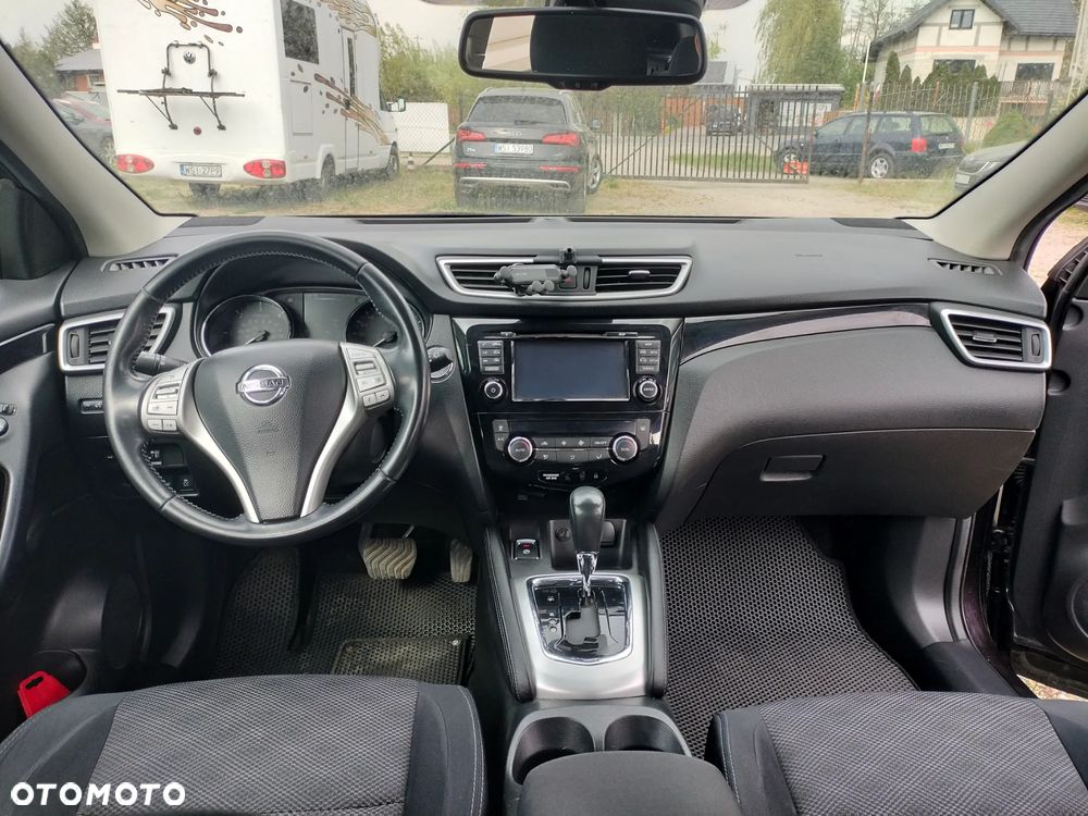 Nissan Qashqai - 14
