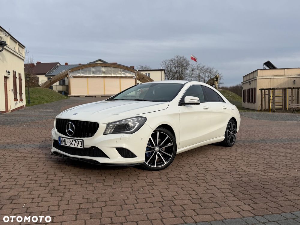 Mercedes-Benz CLA 220 d 7G-DCT AMG Line - 9