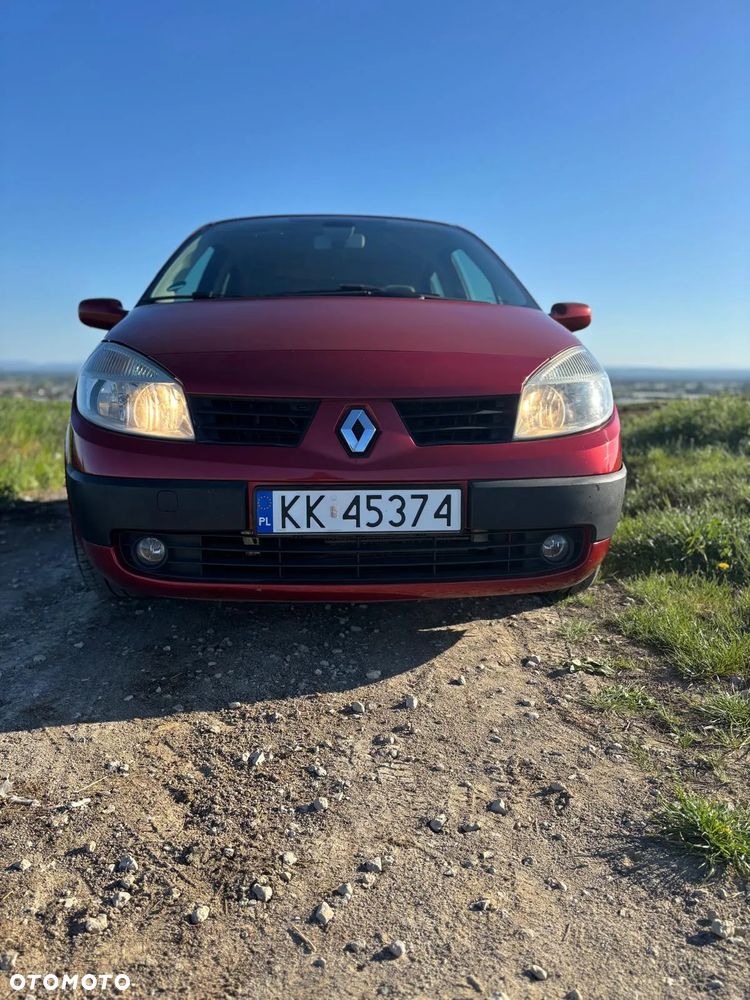 Renault Scenic 1.9 dCi FAP Avantage - 6