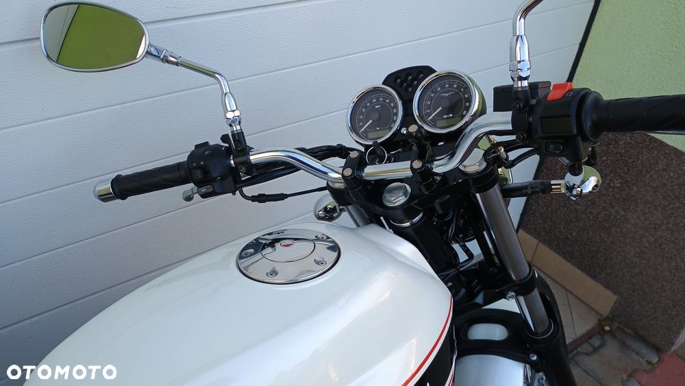 Moto Guzzi V7 - 22