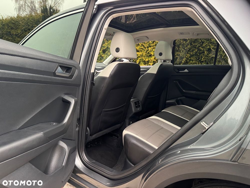 Volkswagen T-Roc 1.5 TSI GPF ACT Premium - 23