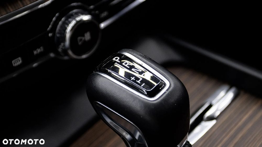 Volvo XC 60 B4 B Inscription - 22