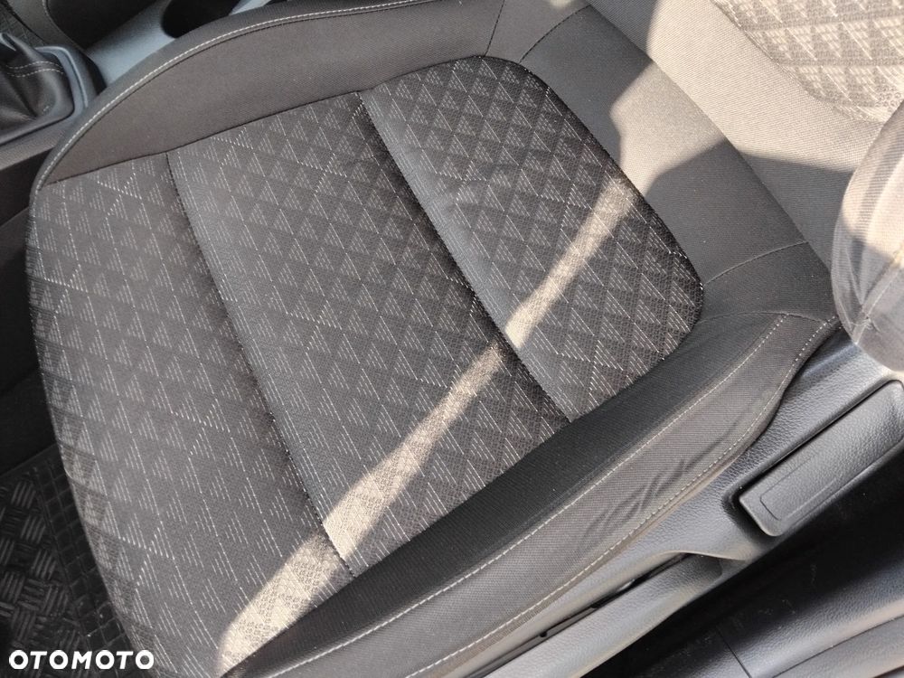 Kia Rio 1.2 M - 20