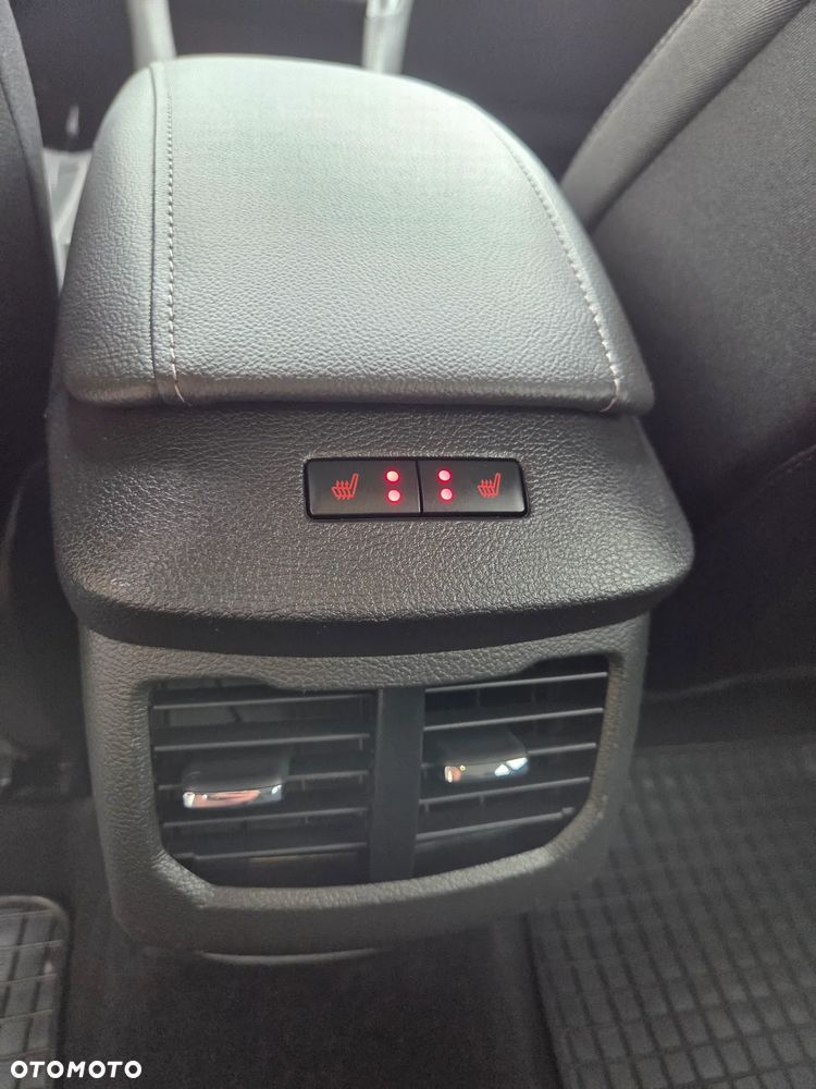 Ford Mondeo 2.0 EcoBlue Titanium - 18