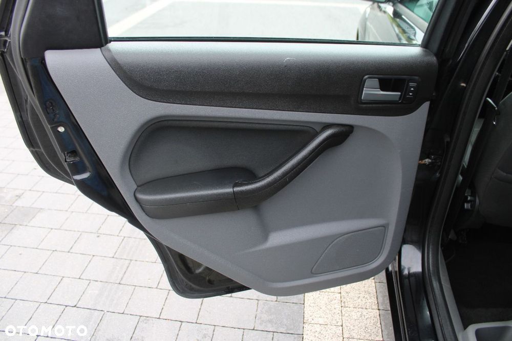 Ford Focus - 18