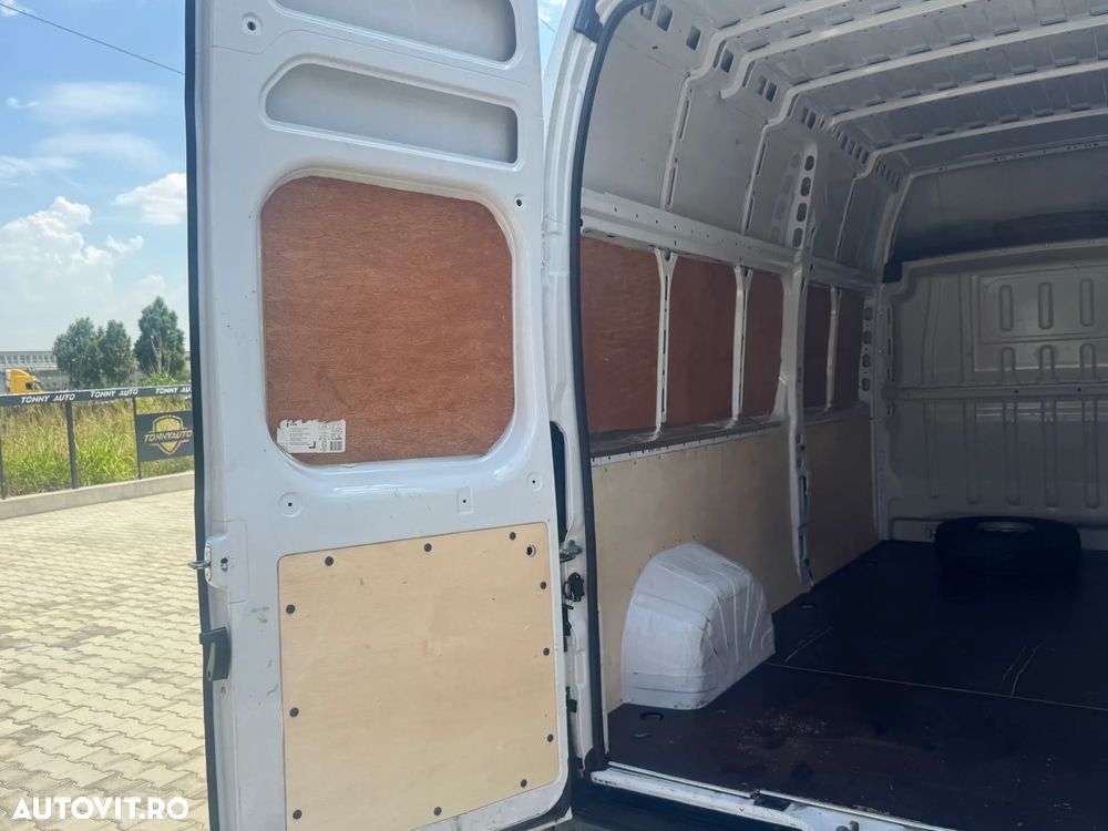 Fiat Ducato 35 Furgon L3H3 2.2 MultiJet - 21