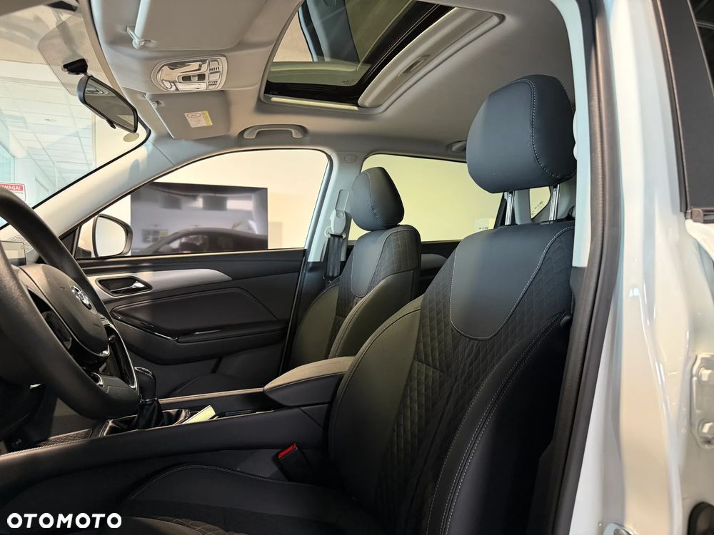 BAIC 3 1.5T Luxury - 15