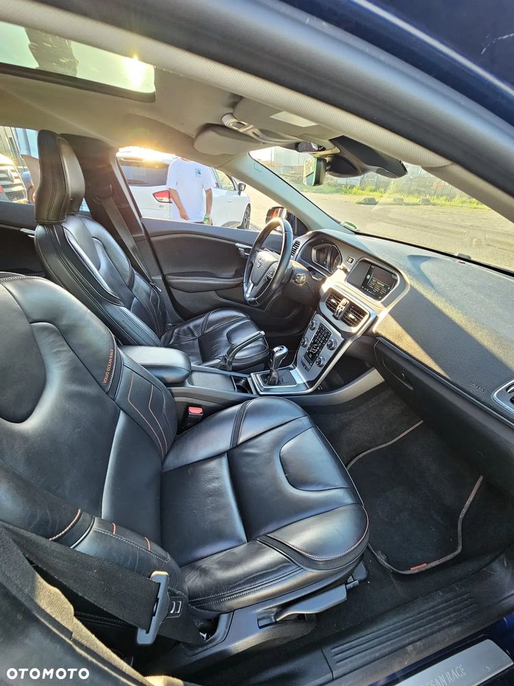 Volvo V40 D2 Drive-E Ocean Race - 5