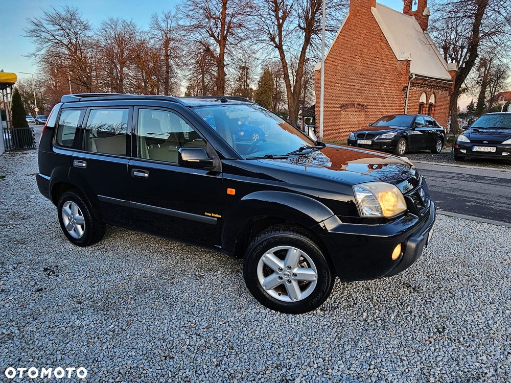 Nissan X-Trail 2.0 4x2 Comfort - 9