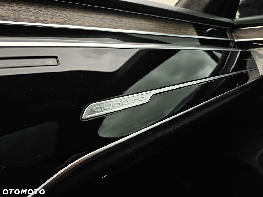Audi A8 - 28