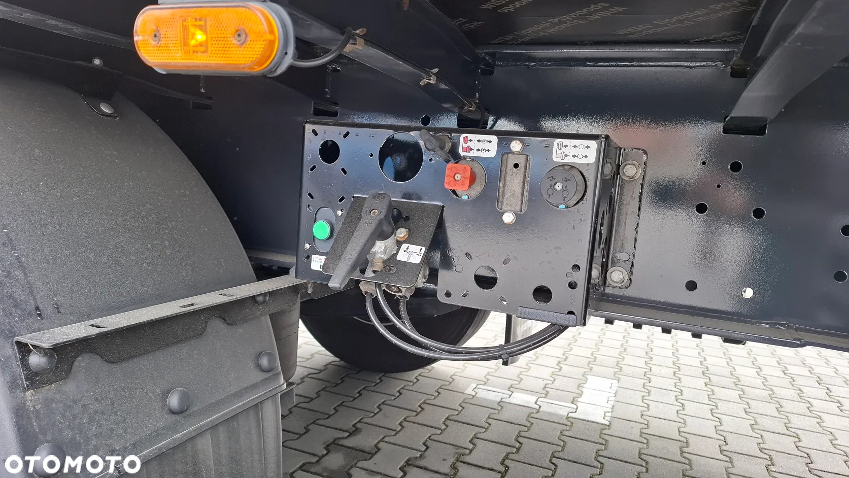 Wielton NS3K / STANDARD / OŚ PODNOSZONA / PLANDEKA ANTYWŁAMANIOWA / - 12