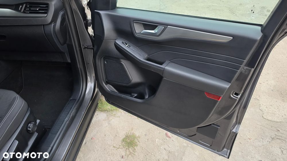 Ford Kuga 2.5 Duratec PHEV TITANIUM - 28