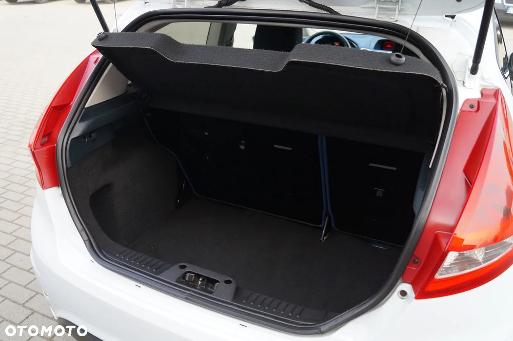 Ford Fiesta - 20