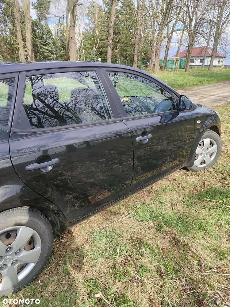 Kia Ceed 1.4 Comfort + - 7