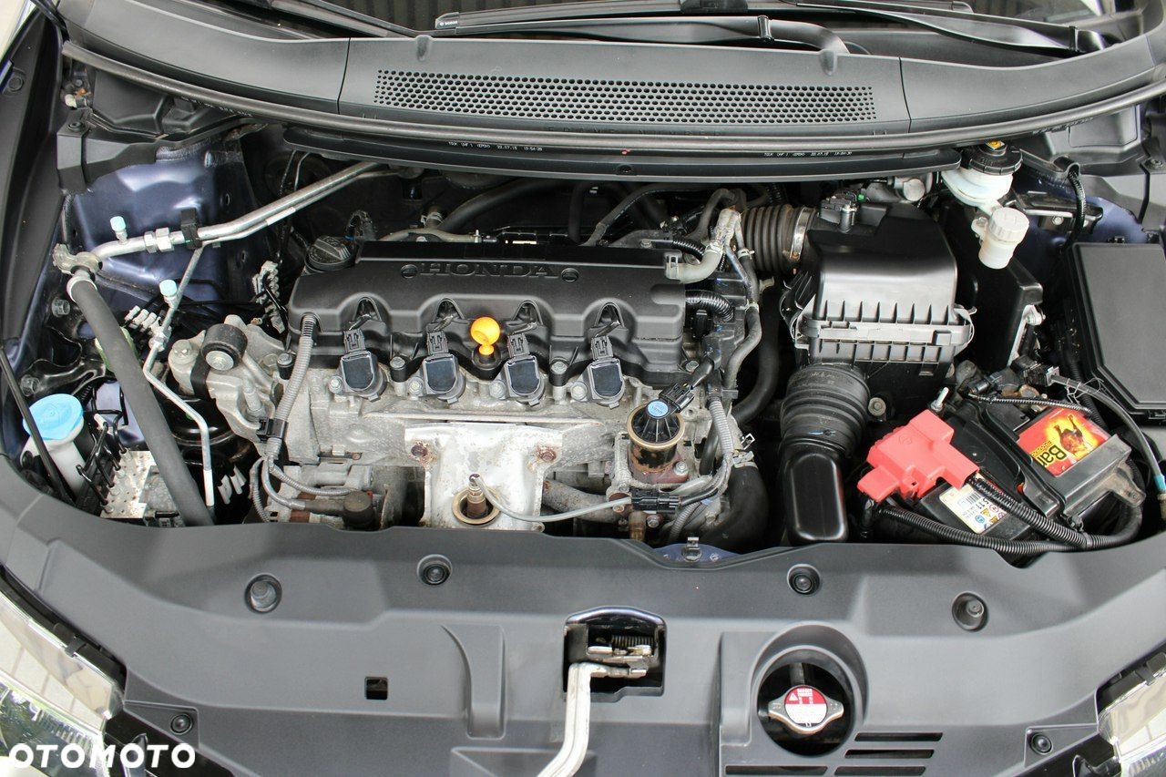Honda Civic 1.8 i-VTEC Comfort - 32