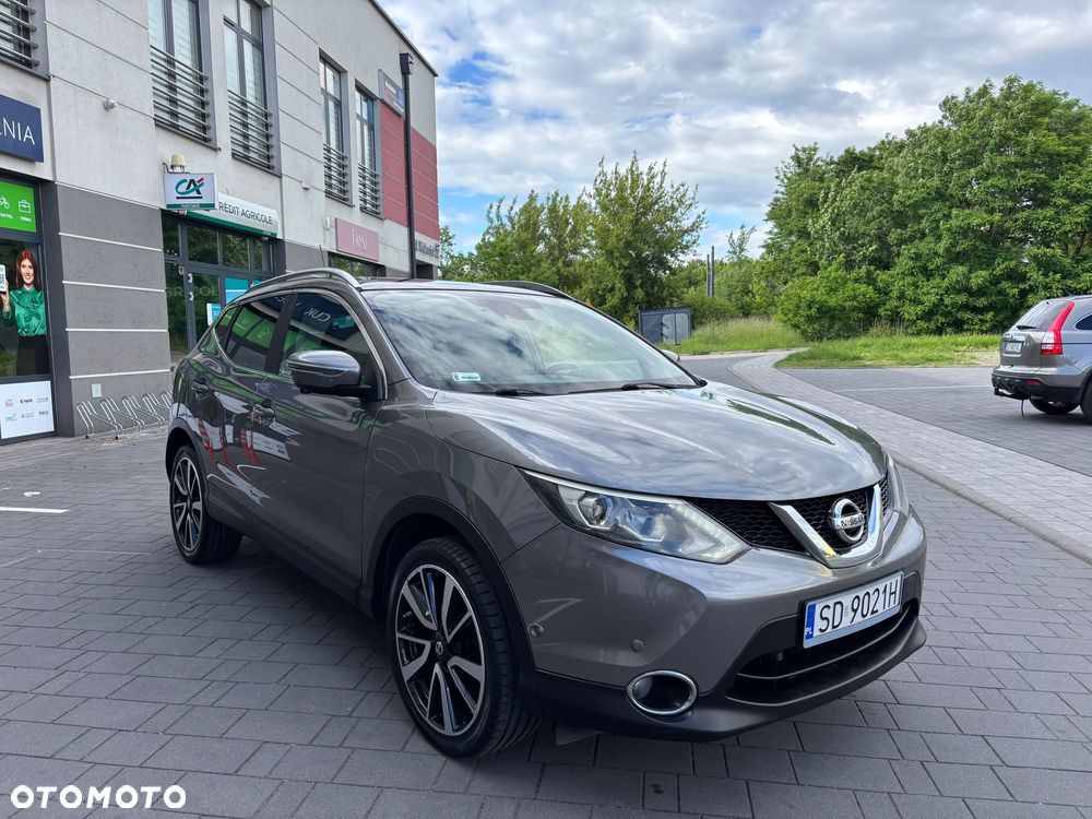 Nissan Qashqai 1.5 dCi Tekna - 1