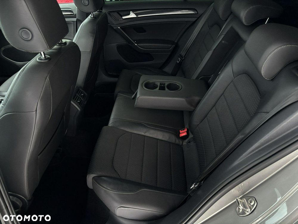 Volkswagen Golf 1.4 TSI BMT Highline DSG - 18