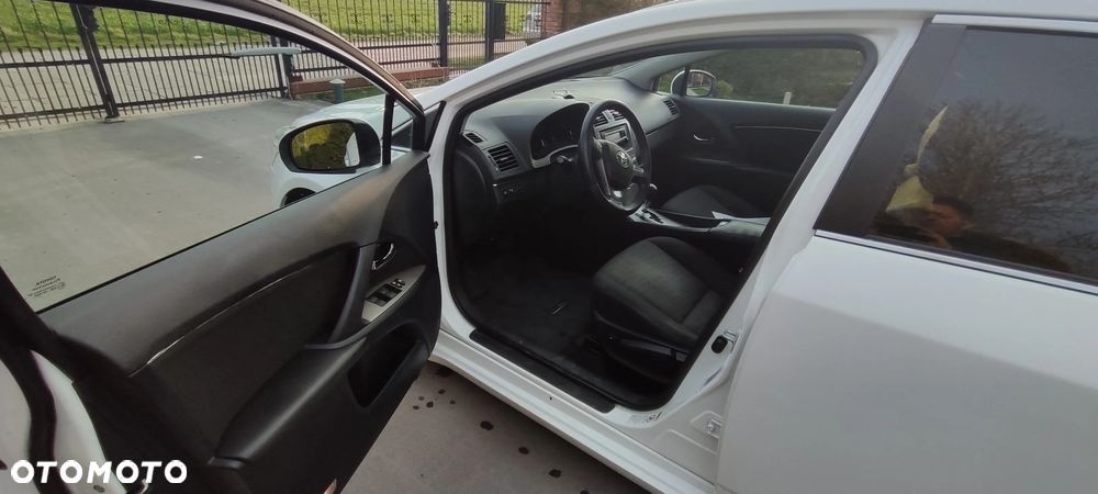 Toyota Avensis Touring Sports 1.8 Multidrive S Business Edition - 5