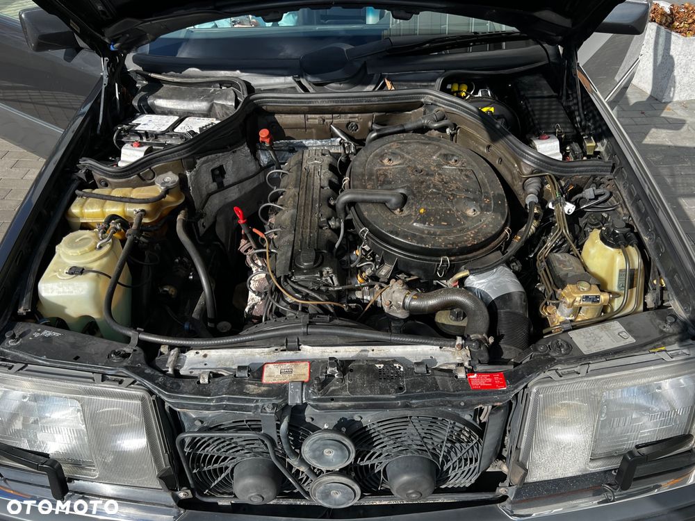 Mercedes-Benz W124 (1984-1993) - 18