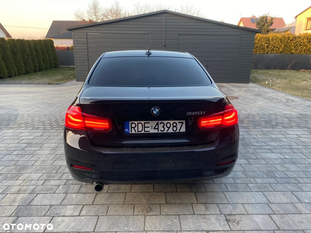 BMW Seria 3 320i Edition M Sport Shadow - 5
