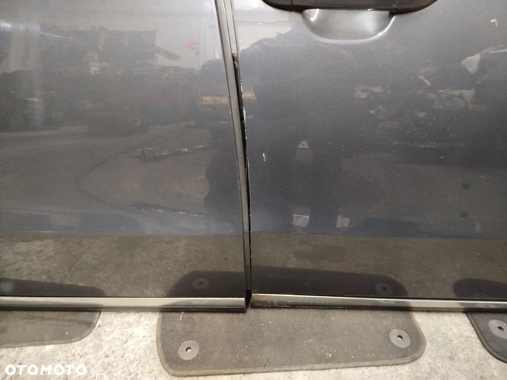 VW Passat B7 drzwi prawe przednie LK7X - 3