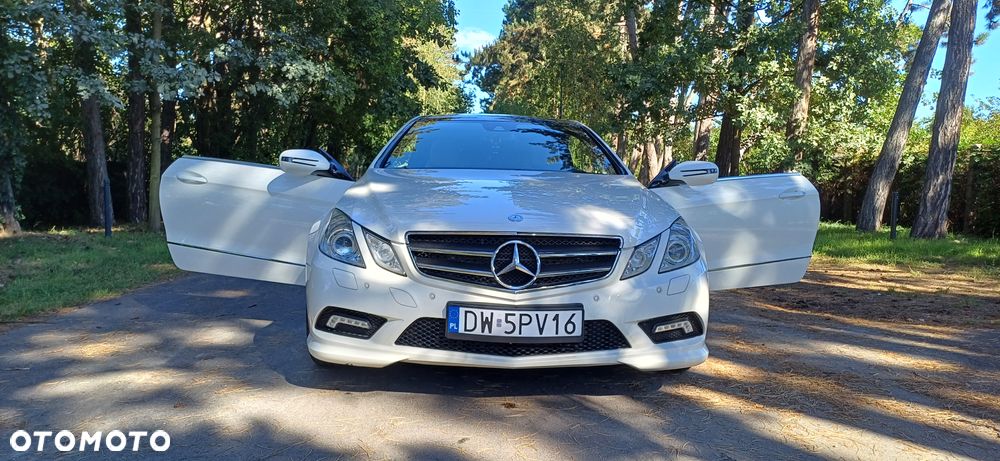 Mercedes-Benz Klasa E 350 CDI DPF Coupe BlueEFFICIENCY 7G-TRONIC Avantgarde - 3
