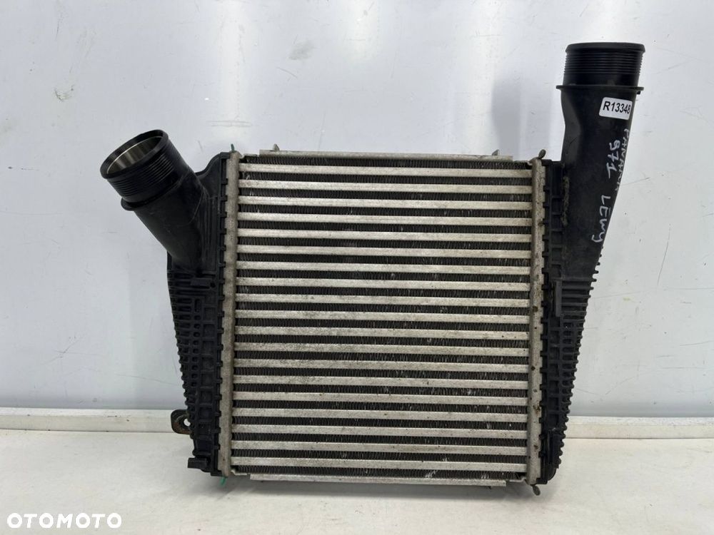 Chłodnica intercoolera Porsche Panamera II 971 4s 2.9 V6 T lewy intercooler oryginał 971145803h - 1