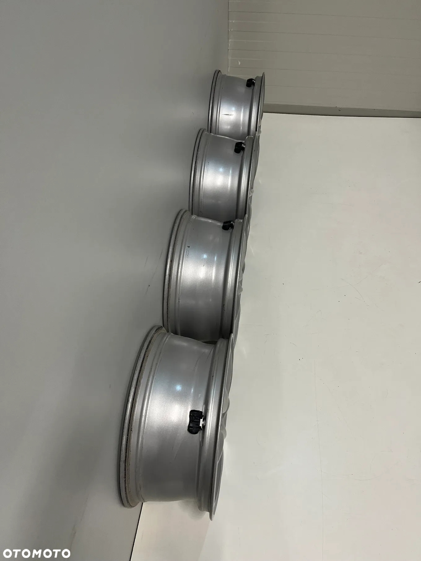 Felgi aluminiowe BMW X1 F48 X2 F39 5x112 17" 7,5J ET52 + czujniki cisnienia - 2
