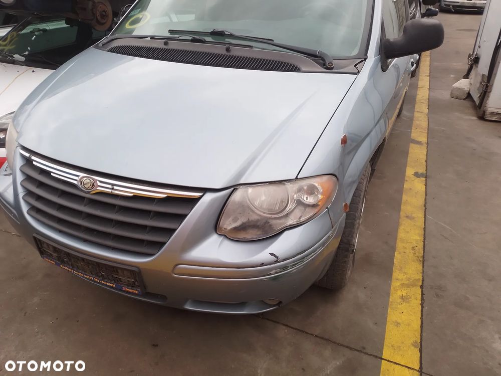 CHRYSLER GRAND VOYAGER IV 04-08 3.8 MPFI SXT - RADIO PBE - 3