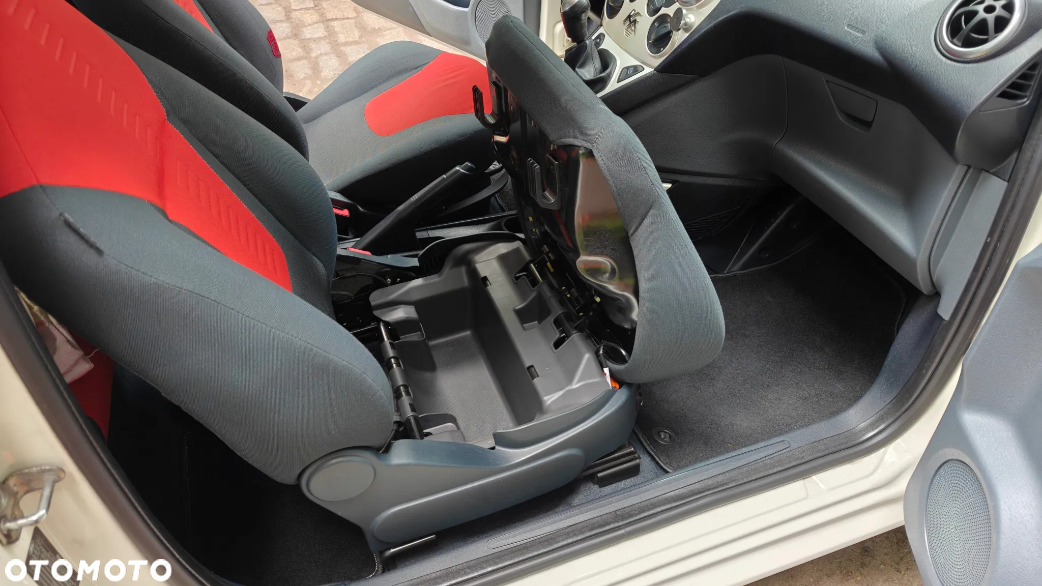 Ford KA 1.2 Titanium+ EU5 - 15