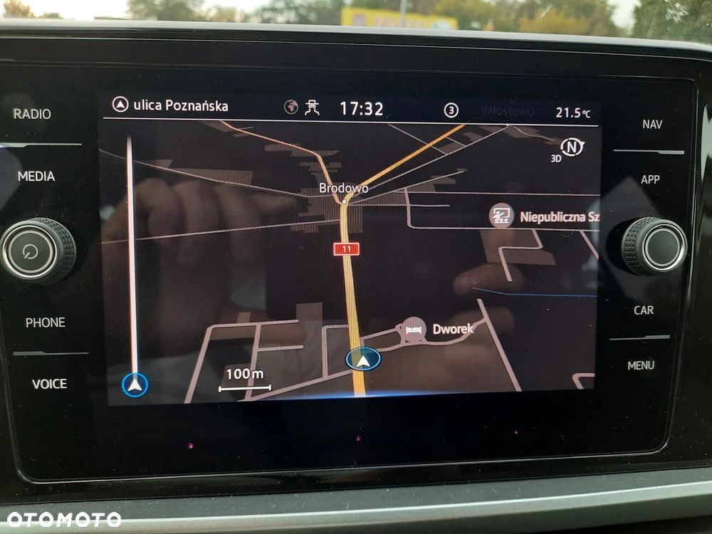 Volkswagen T-Roc 1.0 TSI Advance - 32