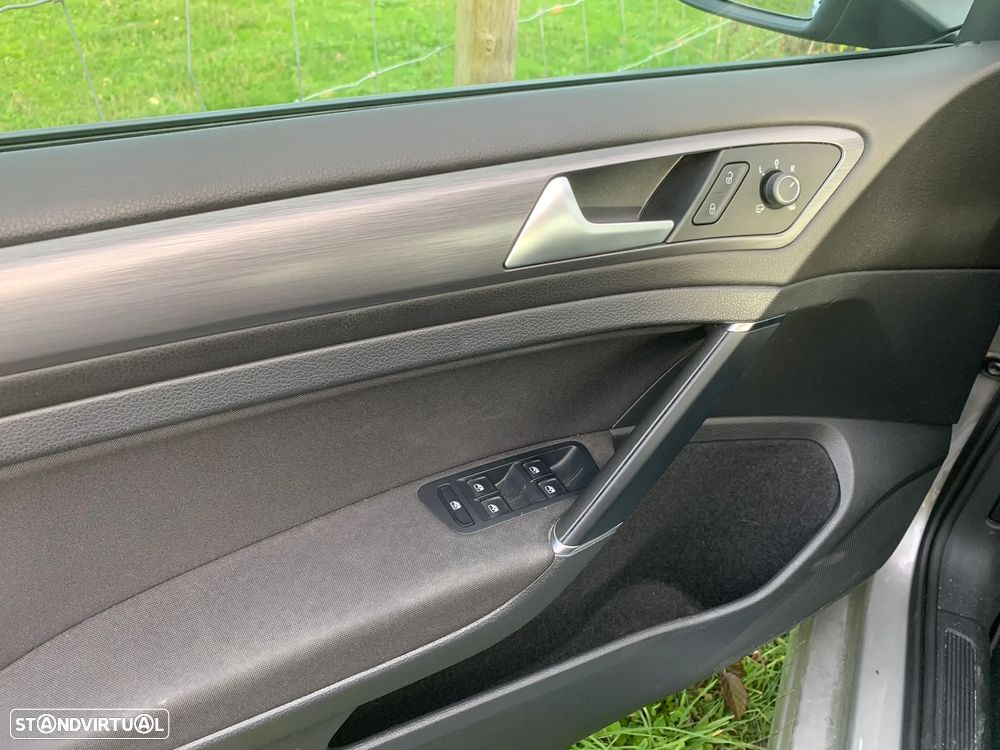 VW e-Golf - 8