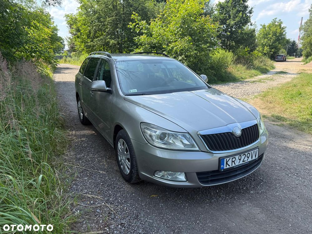 Skoda Octavia 1.4 TSI Ambiente - 9