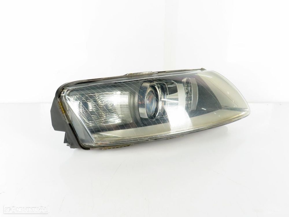 Farol Xenon Direito Usado / Original AUDI A6 (4F2, C6)/AUDI A6 Avant (4F5, C6)/A... - 2