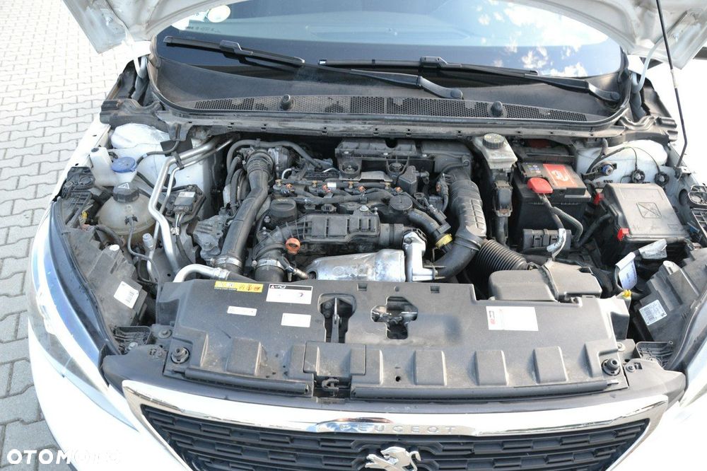 Peugeot 308 - 16
