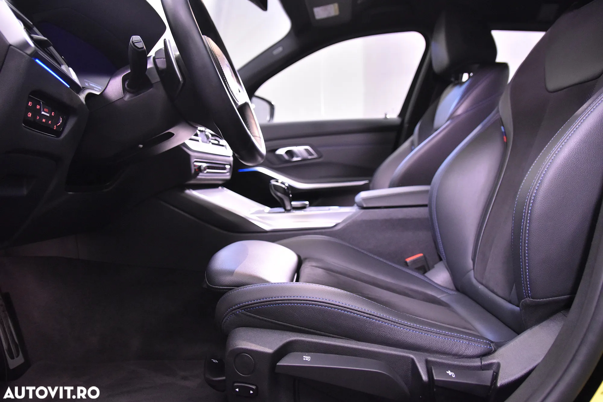 BMW Seria 3 330e Touring Aut. M Sport - 25